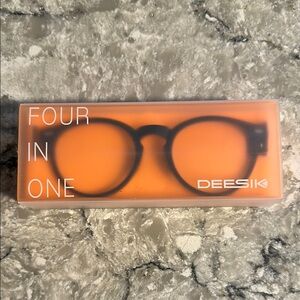 DEESIK Black Glasses (anti-infrared Ray anti-Blu-ray and anti-UV ray blocking)